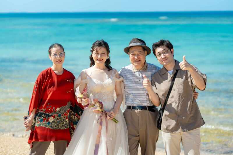 海も綺麗ですねー