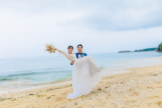 ポージングをする際には、見え方もアドバイスします。ポージングしてみたい方も、提案して欲しい方もお気軽にご相談下さい。一緒に素敵なイメージを探っていきましょう。