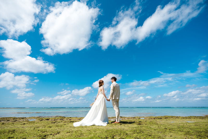 【撮影日6ヶ⽉以上先対象・ドローン空撮付】早割いま得プラン / ビーチ&チャペル・150カット・ヘアメイク&ドレス&衣装小物込