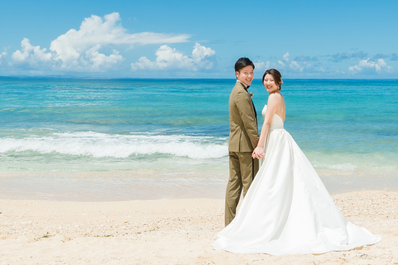 【ロケ地たくさん✨読谷4ヶ所フォトツアー 】10/1〜11/30撮影限定!チャペル&ビーチ&琉球の街並み&グリーン120カット付