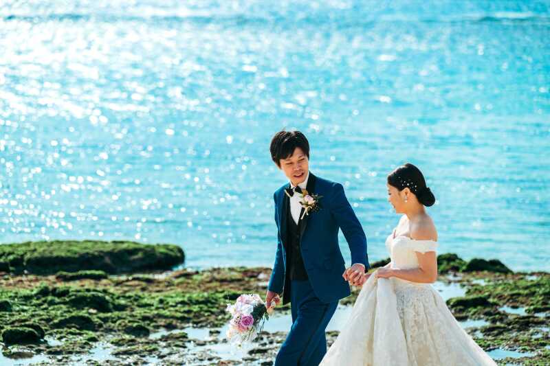 【沖縄伝統衣装】ウチナースガイフォトトリップツアー★☆ビーチ他2カ所で撮影・160カット・ヘアメイク&衣装(ドレス&琉装)込★☆