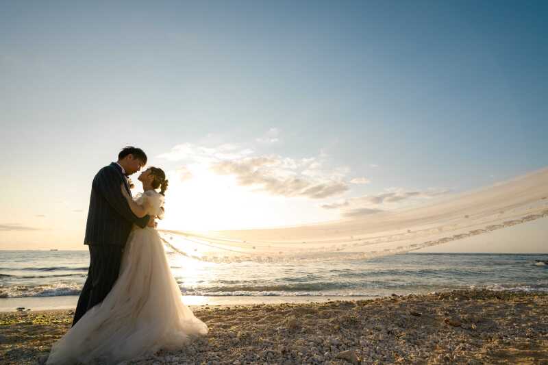 【ロケ地3ヵ所チョイスプラン】 チャペル、琉球の街並み、ガジュマル広場、ビーチ、シエロスタジオの5つの中から撮影場所を3つ選べる