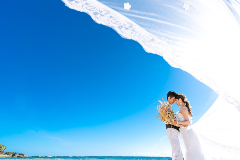 【秋得✨ドレス2着目無料】2Wayドレス欲張りプラン/ビーチ&チャペル・120カット・衣装・ヘアメイク・アテンド込み追加料金無し