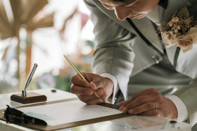 【結婚式はしないけど夫婦の思い出は⼤切にしたい!】ファーストミートから始まるチャペル&ビー チ撮影* ライトセレモニープラン★☆