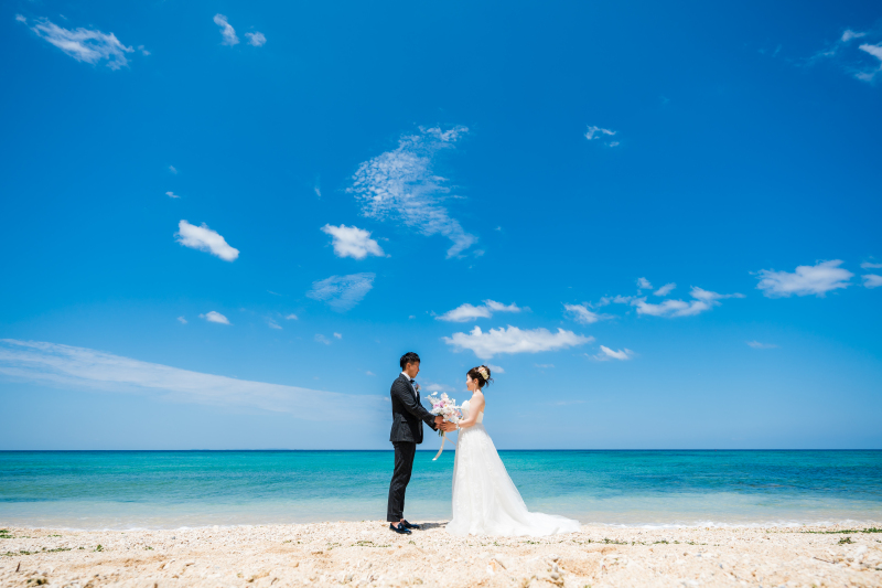 【10月お申込み限定プラン★ 通常価格から30,000円お得◎更にオリジナル線画デザインをプレゼント!】チャペル&ビーチプラン★