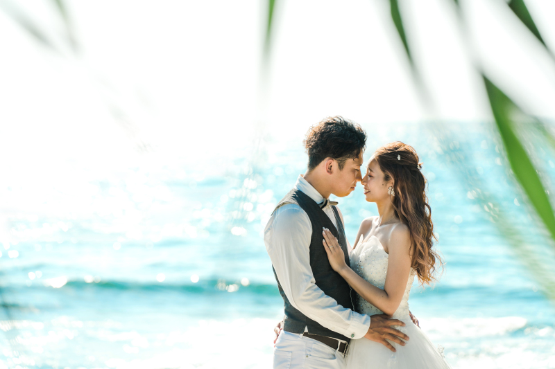 【3〜4月限定！リゾートフォトプラン】沖縄を満喫！ビーチ＆南国グリーンでの2箇所撮影☆120カット・ヘアメイク・衣装・アテンド込