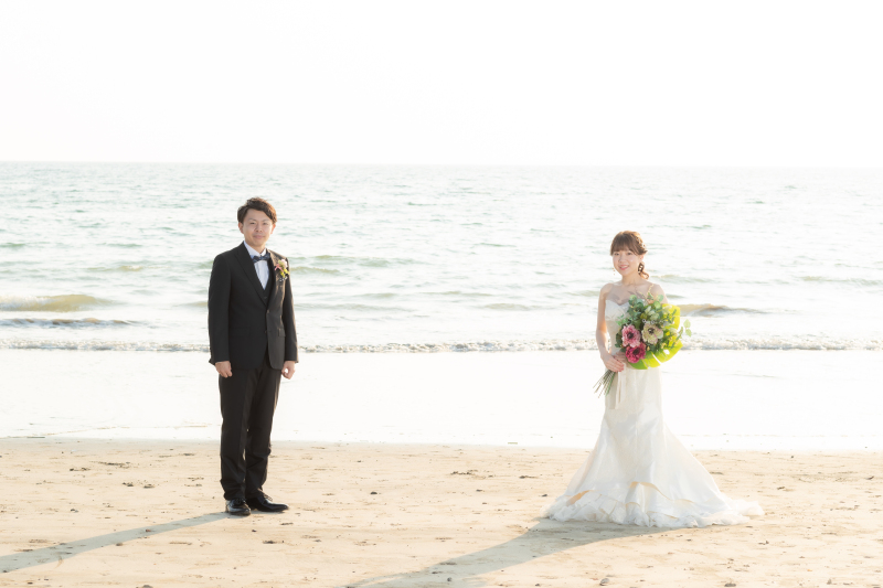 お色直し後は、材木座海岸へ。