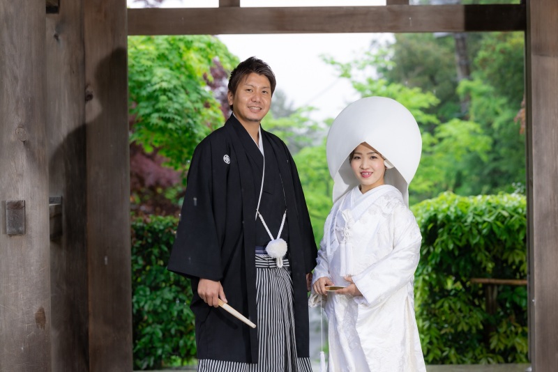 洋髪での綿帽子スタイルも素敵！