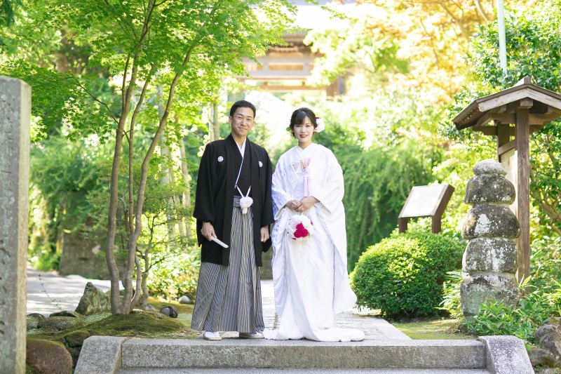 木々のおかげで、日差しも少し和らぎます。