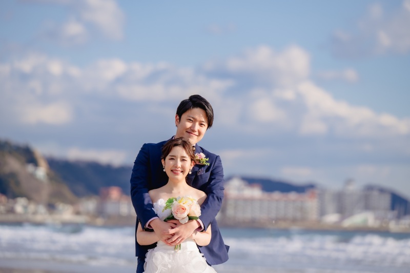 由比ヶ浜海岸までテクテク。