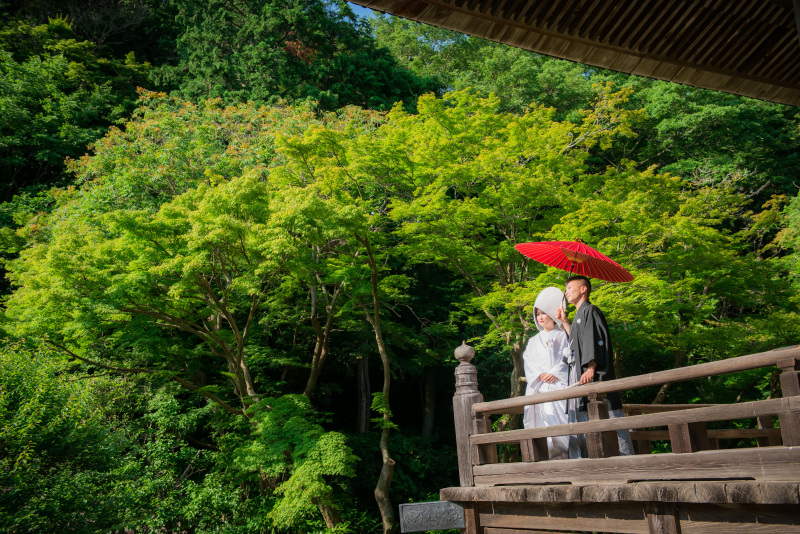 お色直し後寺院での撮影