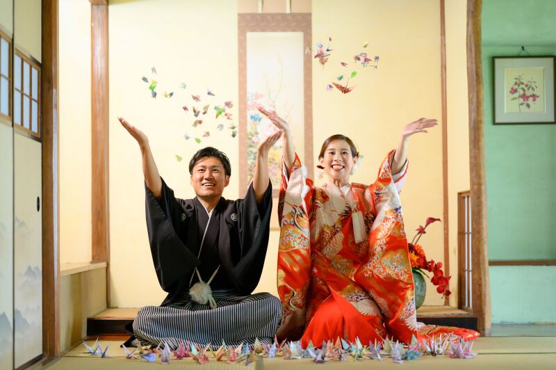 《折り鶴シャワー》