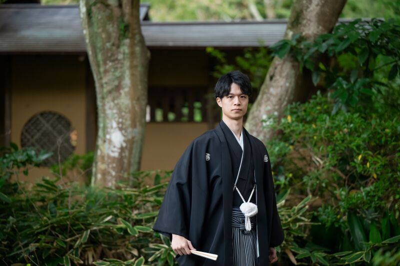 《 新郎様ソロショット 》