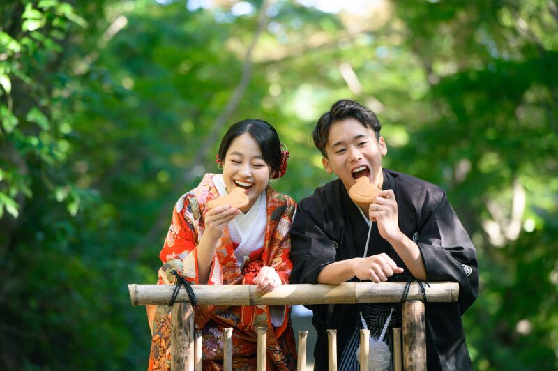 《 鳩サブレー 》