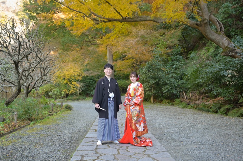 まずは色打掛にて、瑞泉寺へ。