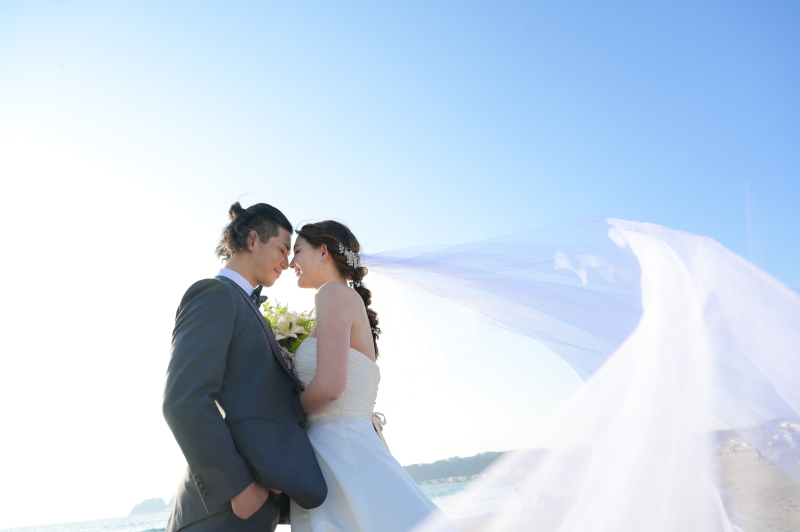 ロングベールをなびかせて。