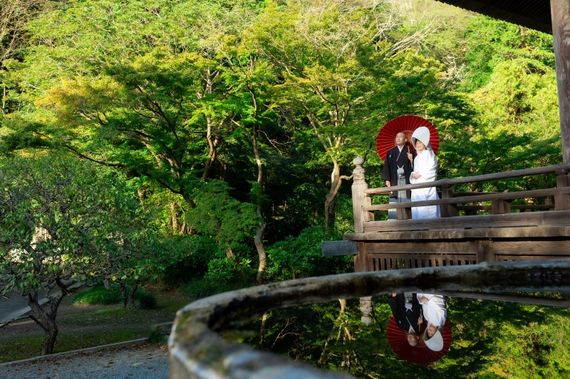 水鏡にも白無垢が映えます。