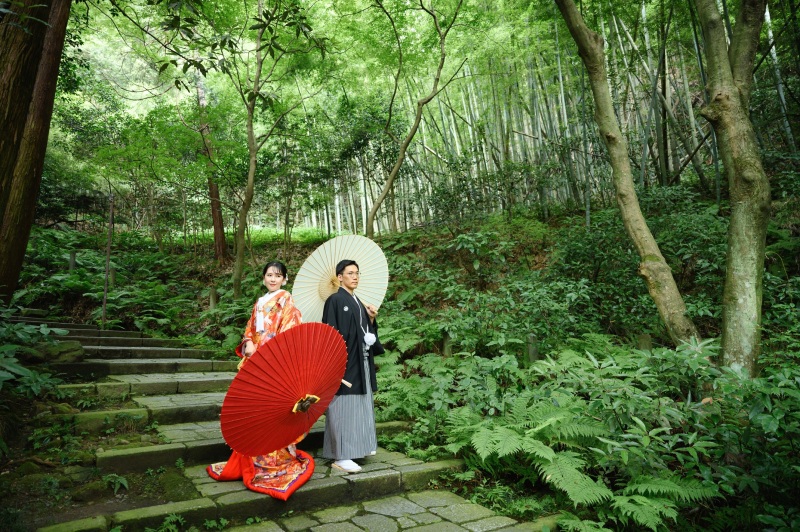 【和装＆洋装】7/1～7/31の平日 和装；鎌倉市内の寺院＆洋装；大桟橋で撮影　衣裳差額無し・美容・撮影データ１５０カット付き