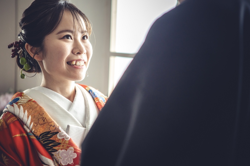 2月の平日撮影★和装&rArr;スタジオ＆洋装&rArr;横浜大桟橋で撮影★和洋プラン　衣裳（２着）・美容・データ150枚付き