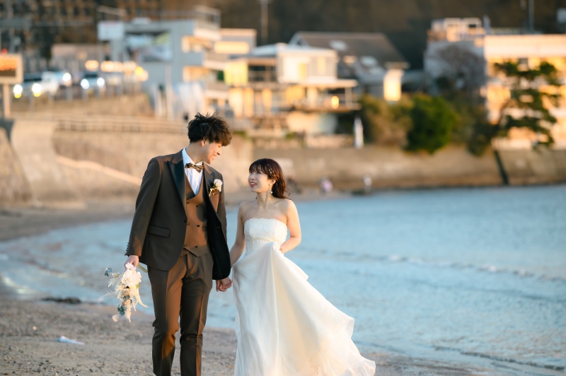 【和装＆洋装】7/11～9/10の平日撮影　和装；スタジオ＆洋装；湘南の海で撮影・衣裳差額無し・美容・写真データ100カット付き