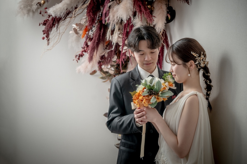 1/4~1/31の撮影♪先着15組様 和装⇒寺院&洋装⇒スタジオ 衣裳(差額無し)・美容・撮影データ100カット付