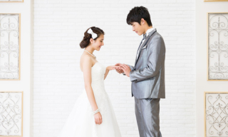 結婚式を挙げられていない方はもちろん、結婚式をされる方の前撮りに、 おすすめのプリマスタンダードプランです。
