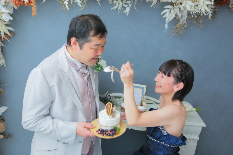 洋装最後は結婚雑誌のポスター風に