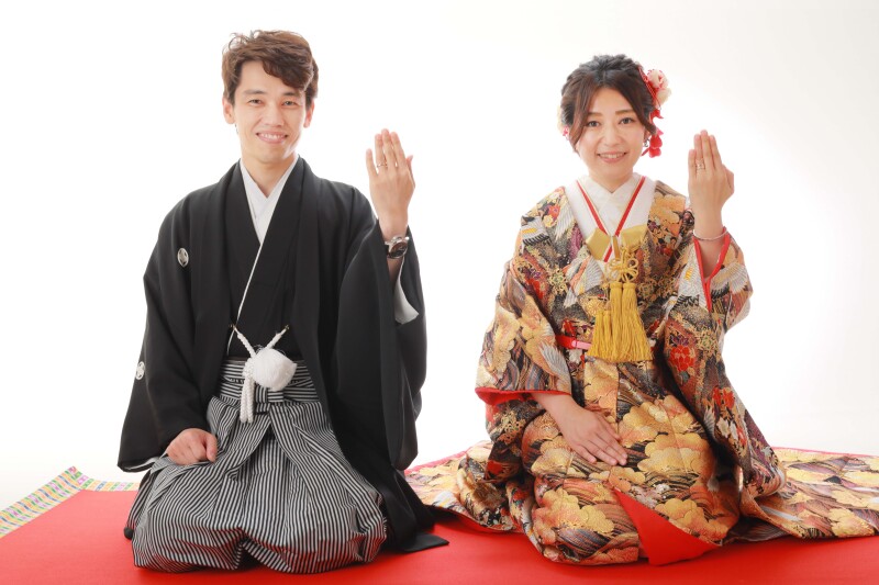 お二人の記念の品と一緒に♪