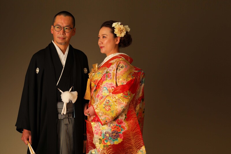 スタジオ照明でシックな雰囲気を演出