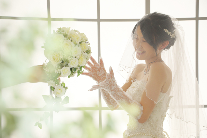 自分にもっと贅沢なご褒美を…ソロウェディング洋装1着(全データ付き)…¥66,000