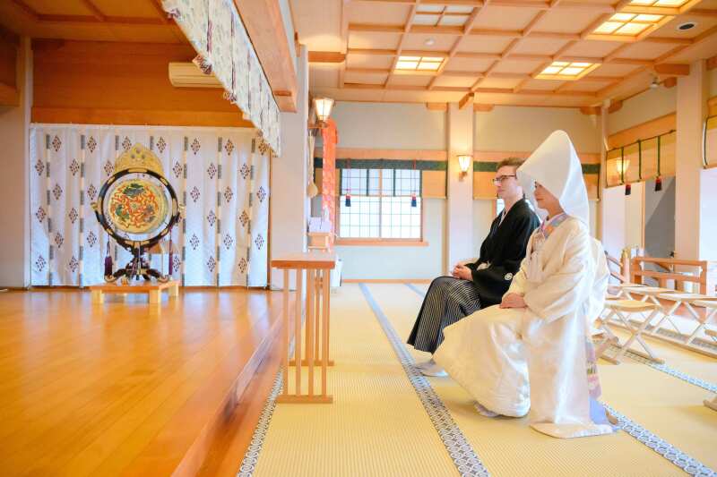 本牧神社にてお二人での挙式
