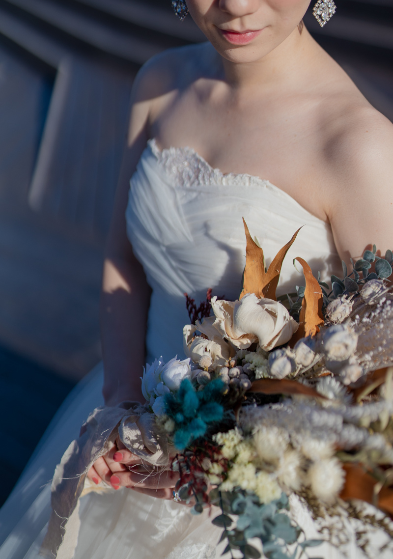 撮影当日と一緒のスタイリストが担当します*