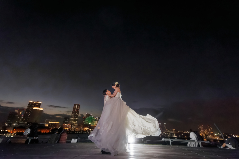 neeyU◇横浜元町ブライダルサロン_夜景で撮影できる