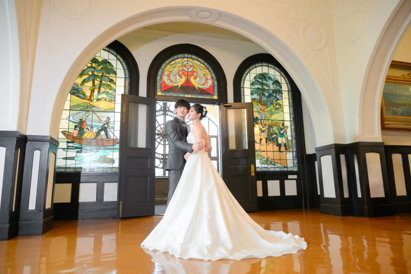 【横浜開港記念会館撮影プラン】洋装or和装どちらでもお好きな方をお選びいただけます♪