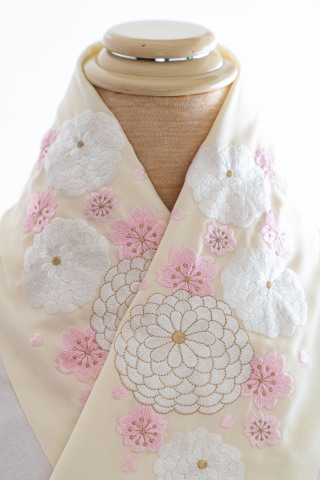 大輪菊水刺繡半衿