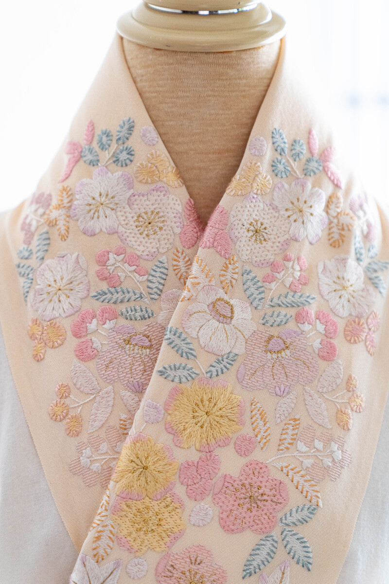 相楽刺繍半衿
