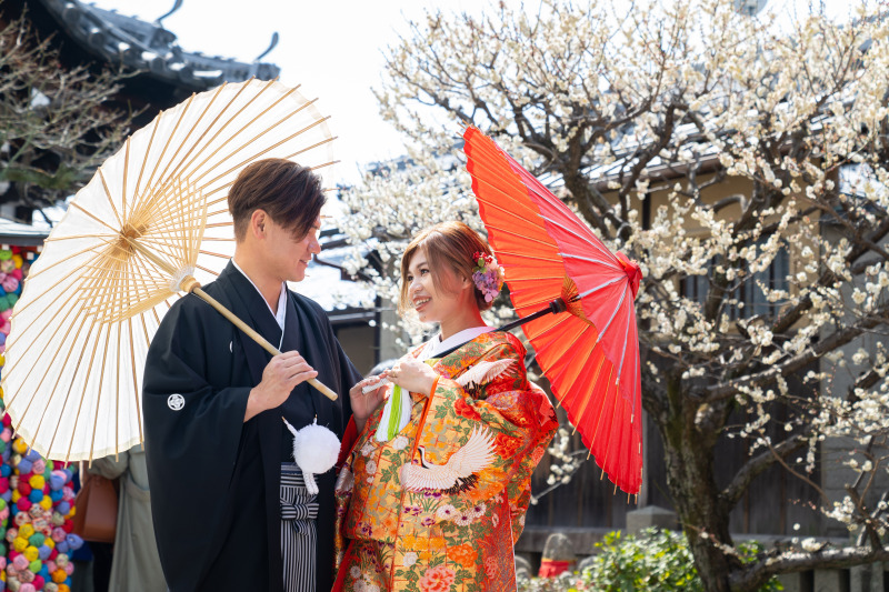 梅咲く八坂庚申堂もこの時期なら