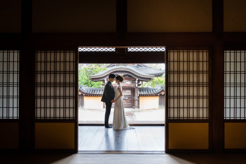 誰もいないからちょっと