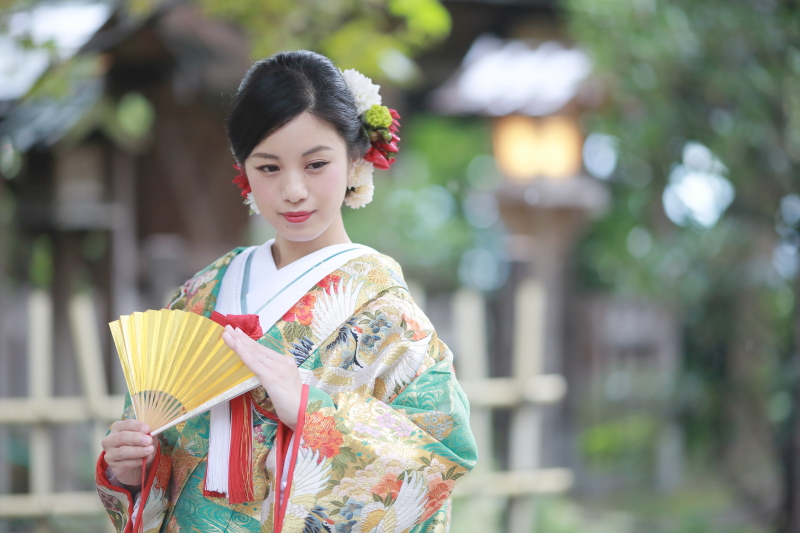 しっとり艶やかに。