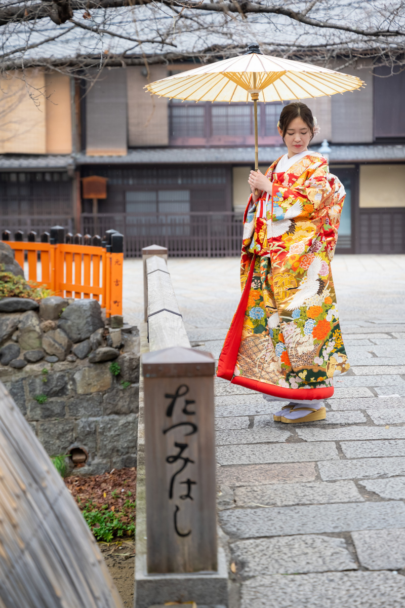 色打掛「光り彩葉」