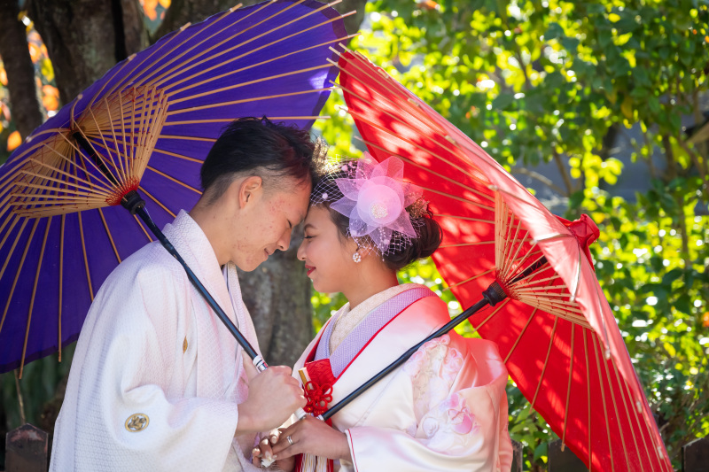 おでこを合わせて