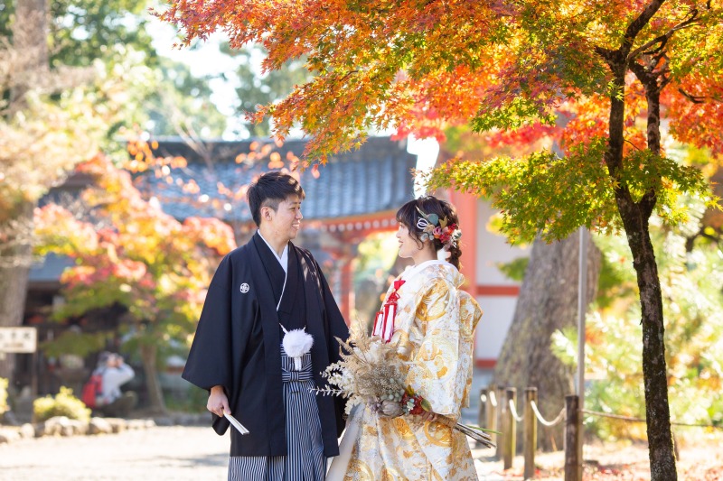 【今宮神社】鮮やかな紅葉で前撮り