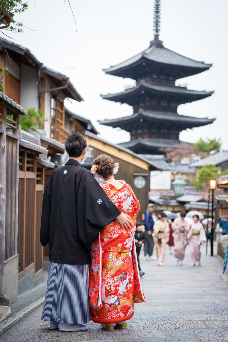 八坂の塔を背景に。