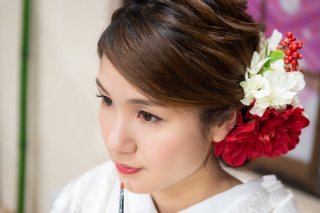 鏡の中を見つめて