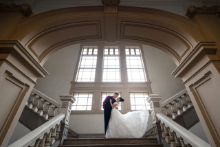 京都府庁旧本館でドレス撮影