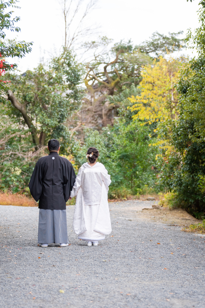 紋付袴と白無垢