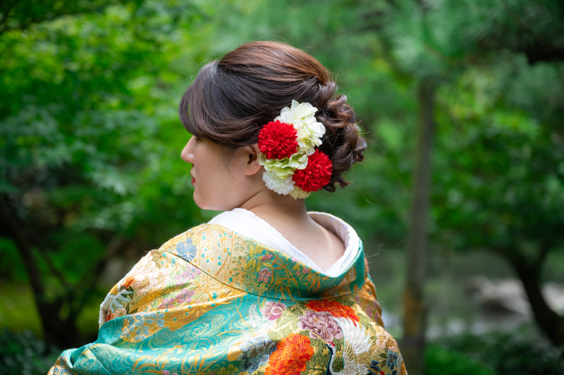 赤をメインの髪飾り