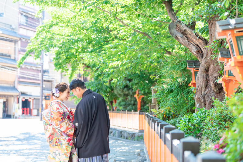 おでこくってけて