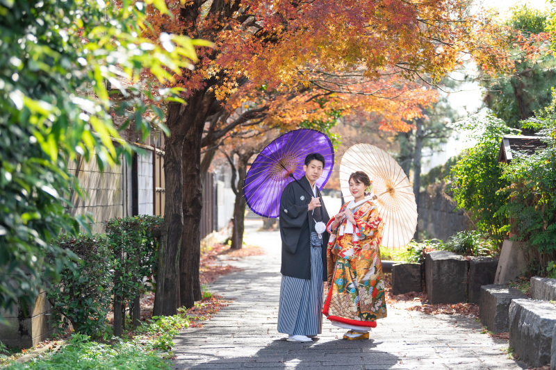 色打掛でせせらぎの道