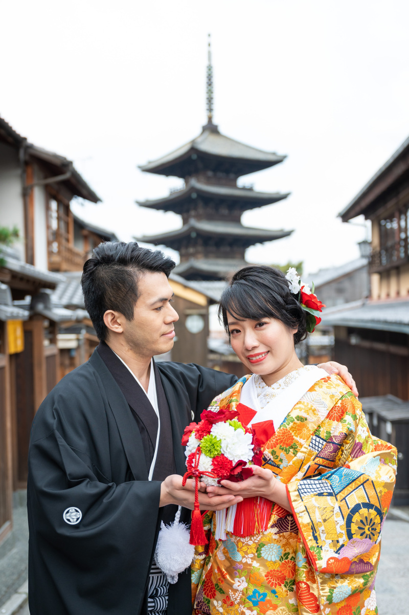 まずは八坂の塔で！